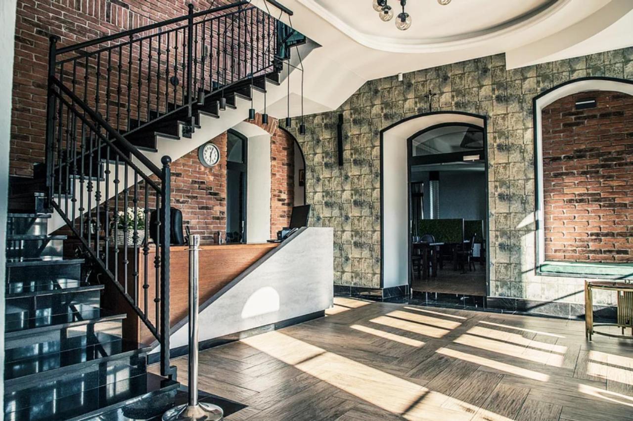 Bed and Breakfast Dwor Karwacz Przasnysz Exterior foto