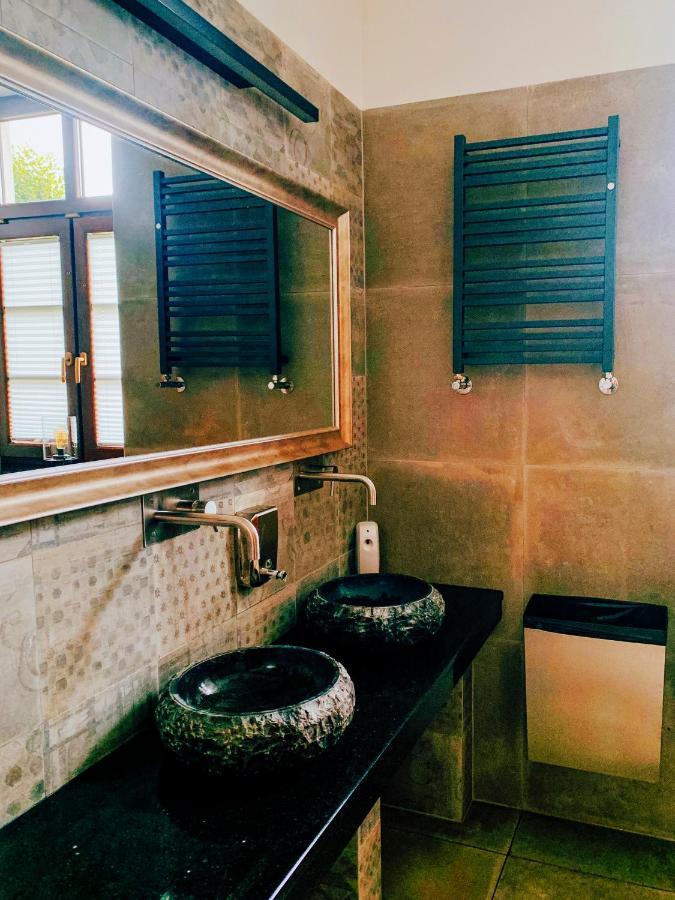 Bed and Breakfast Dwor Karwacz Przasnysz Exterior foto