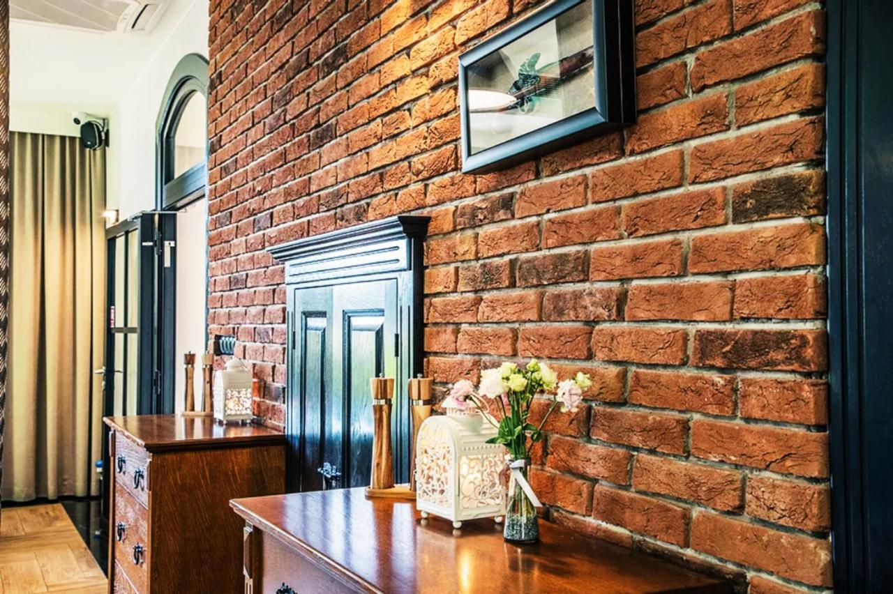 Bed and Breakfast Dwor Karwacz Przasnysz Exterior foto
