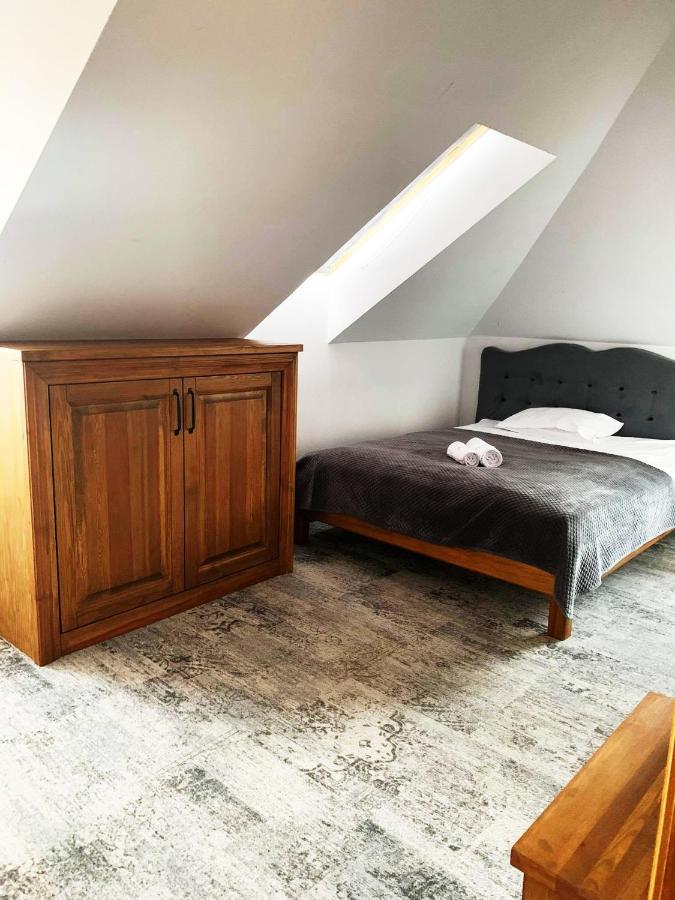Bed and Breakfast Dwor Karwacz Przasnysz Exterior foto